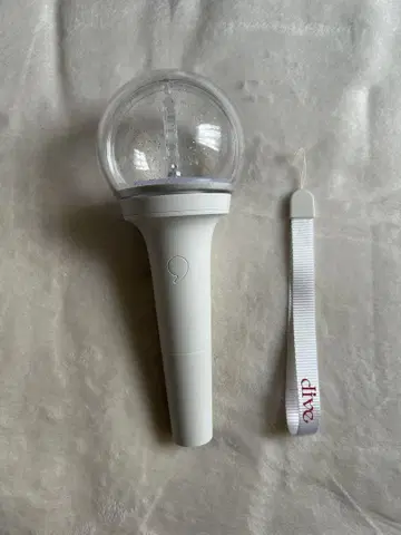 IVE 응원봉 스트랩 포함