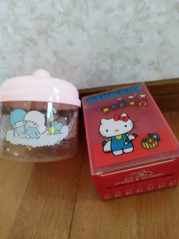 산리오 키키라라 키티