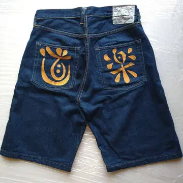 EVISU 청바지 도락 하프 팬츠입니다