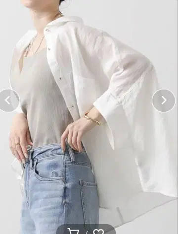 화이트 5부 소매 셔츠 블라우스