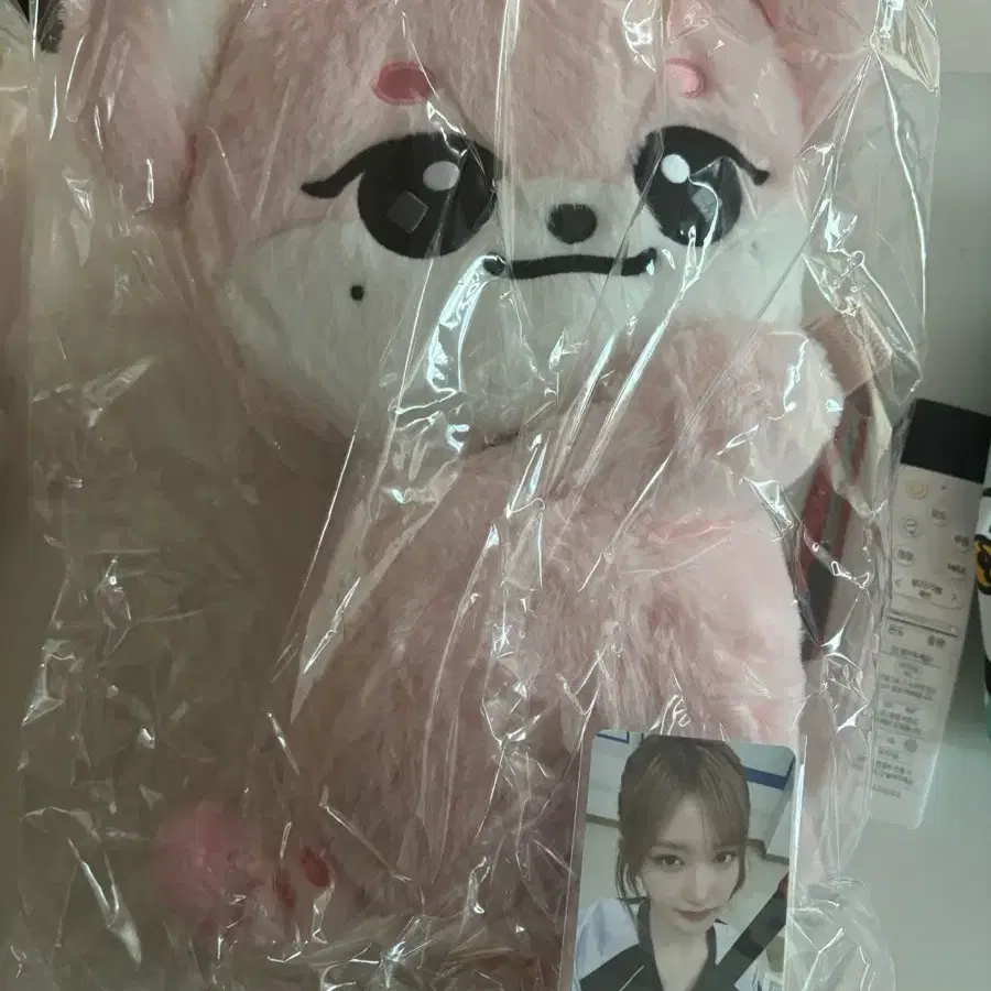 ウォニョン　ive minive school hug bag トレカ付き ウォニョン ive minive school hug bag トレカ付き Qoo10] STARSHIP