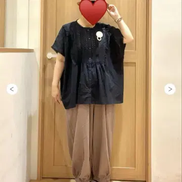 레이스 핀턱 블라우스 블랙 사만사 모스모스 SM2 블라우스