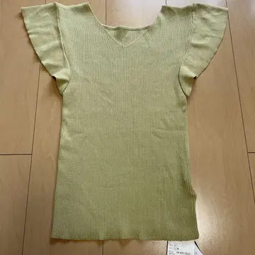 리브 니트 프릴 니트 s 사이즈 MOUSSY