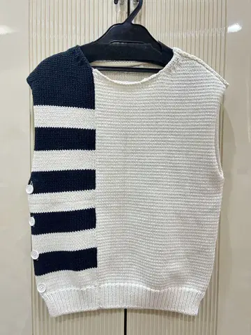 미사용 ASTRET UNITEDARROWS 니트 베스트
