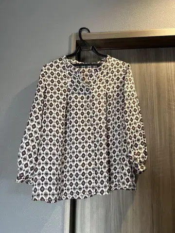 기하학 무늬 긴팔 블라우스 레트로 프린트 L 사이즈