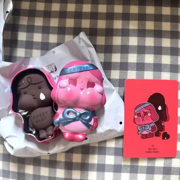 POPMART crybaby cryingforlove 시리즈
