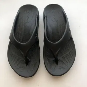oofos 우포스 블랙 37
