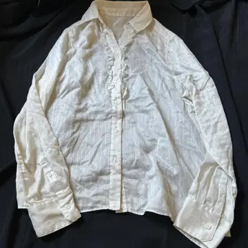 TALBOTS 프릴 장식 화이트 셔츠