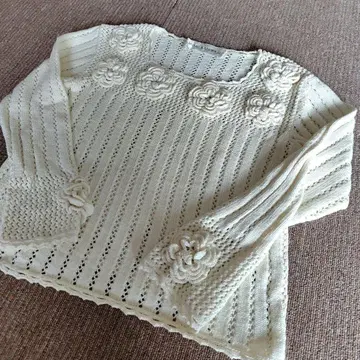 JANE MARPLE 아이보리 꽃 모티브 코튼 니트