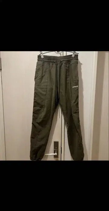 READYMADE 올리브 조거 팬츠