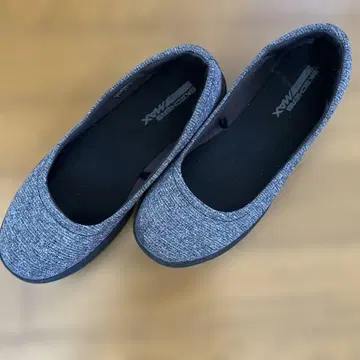 Skechers Max 그레이 슬립온