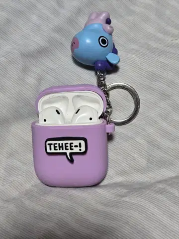 TEHEE! 디자인의 AirPods 케이스 (보라색)
