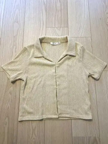 MOUSSY 베이지 반팔 셔츠 F 사이즈