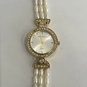새상품급 Adachi Jewellery 쿼츠 손목시계 실버 다이얼
