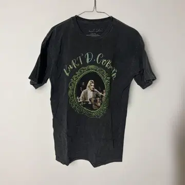 Kurt D. Cobain 티셔츠 블랙