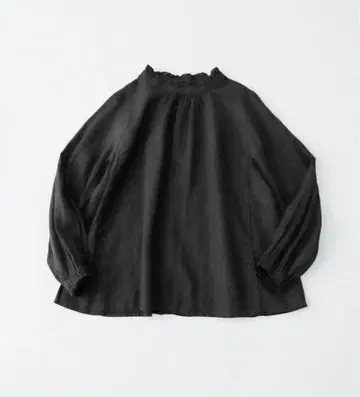 새상품급 nest Robe 린넨 스탠드 프릴 블라우스 흑먹색