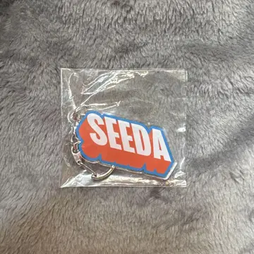 SEEDA POP YOURS 2025 아크릴 키링