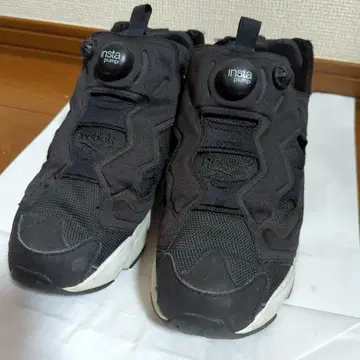 Reebok 인스타펌프 퓨리 블랙 24.5cm