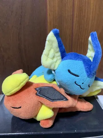 포켓몬 껴안고 싶은 봉제인형 부스터 샤워즈