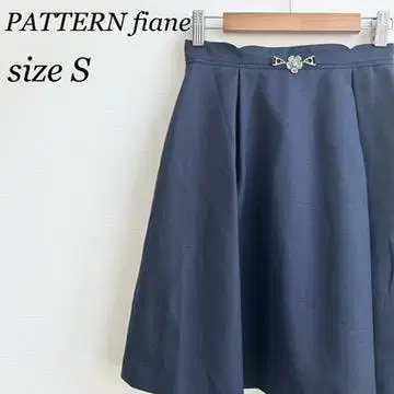 PATTERN fiane 플레어 스커트 무릎 기장 네이비 여성 S