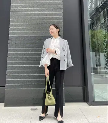 카지마리 로브 플랜 블랙 슬릿 슬랙스
