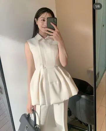 카지마리 로브블랑 크림색 스트레이트 레그 슬랙스
