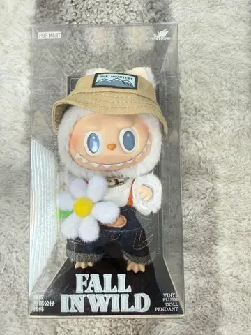 FALL IN WILD 비닐 플러시 인형