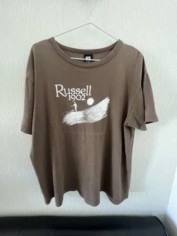 00년대 Russell 1902 브라운 티셔츠 중국산