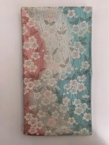 전통 예복 기모노, 후리소데, 후쿠로 오비, 로쿠쓰