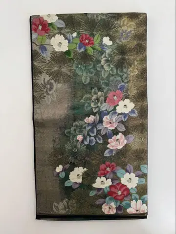 전통 예복 기모노, 후리소데, 후쿠로 오비, 육통