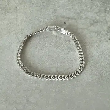 Tom Wood 톰 우드 Curb Bracelet L 팔찌