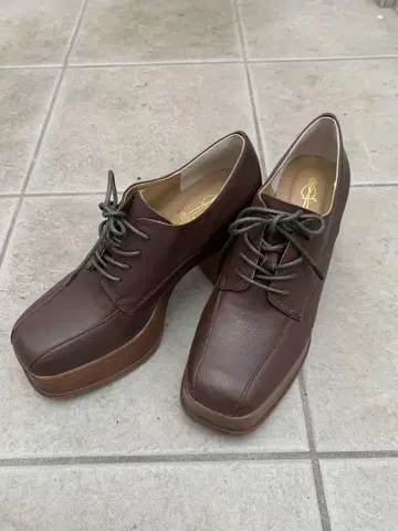 키다리 아저씨 통굽 슈즈 23.5cm
