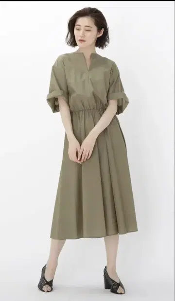 드레스테리아 dressterrier 스키퍼 허리 개더 원피스 카키