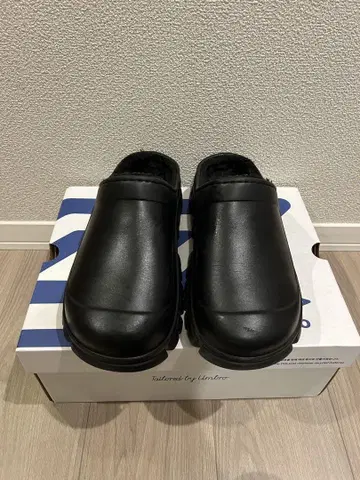 엄브로 블랙 사보 샌들