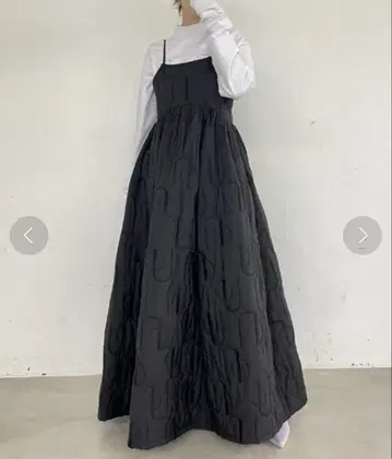 J1U 모노그램 패턴 퀼팅 원피스 카키