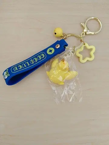 GOOD LUCK 오리 별 모양 키링