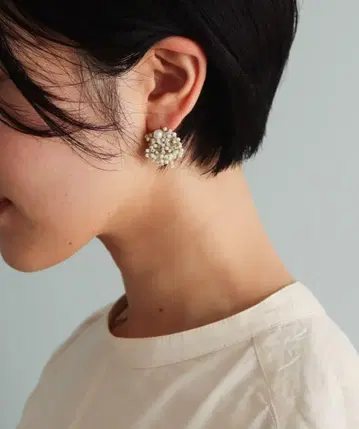 Fua accessory 시작의 시간 S 아이보리 귀걸이