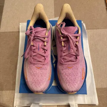 HOKA Women's Clifton 9 핑크 24 cm
