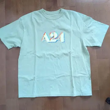 A24 로고 프린트 티셔츠 S 사이즈 빔즈