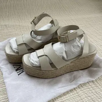 자라 웨지솔 샌들