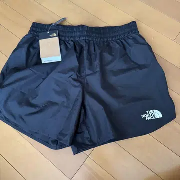 THE NORTH FACE 블랙 숏팬츠 택 포함 새상품