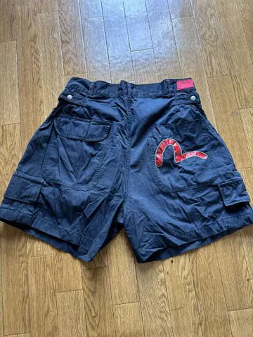 EVISU 네이비 카고 숏 팬츠