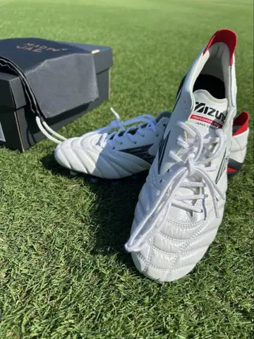 Mizuno 축구화 일본제 화이트/레드