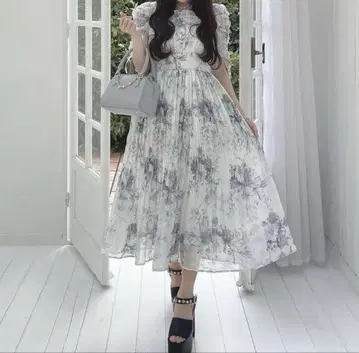 evelyn 꽃무늬 플리츠 OP 아이스 그레이