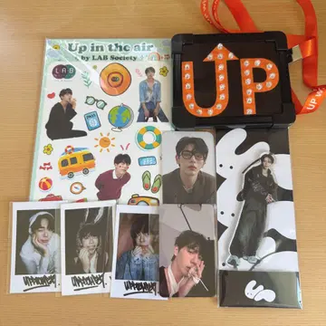 UPPOOMPAT 굿즈(아크릴 스탠드, LED, 카드)
