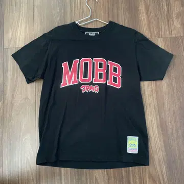 MOBB 재패니즈 마게니즈 블랙 티셔츠
