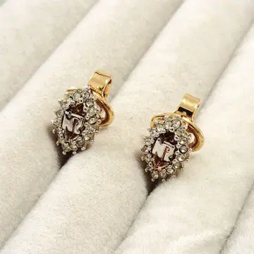 [새상품급] NINA RICCI/니나리치 골드 크리스탈 로고 귀찌