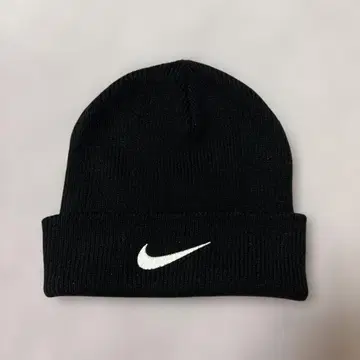 Nike 블랙 니트 비니