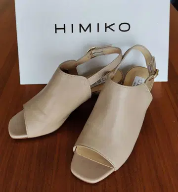 새상품급 히메코 여성용 샌들 22.5cm 베이지 청키힐