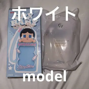 POPMART 팝마트 CRYBABY 크라이베이비 Shiny model